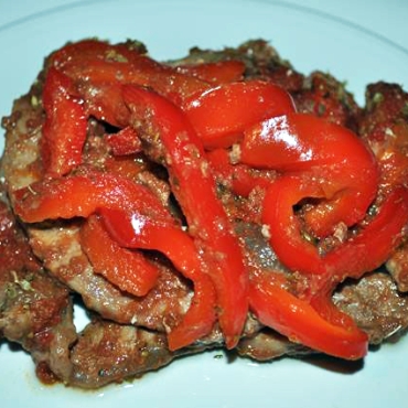Vitello in salsa peperonata