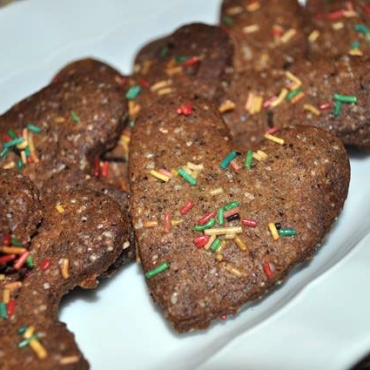 Biscotti alla cannella con farina di canapa