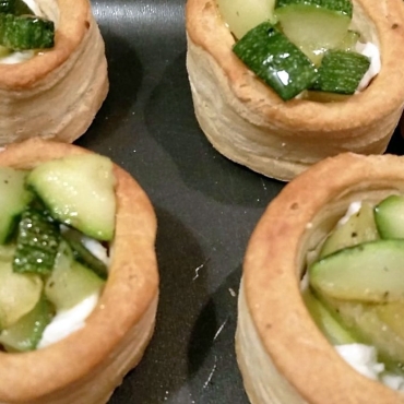 Vol-Au-Vent di verdure e mozzarella